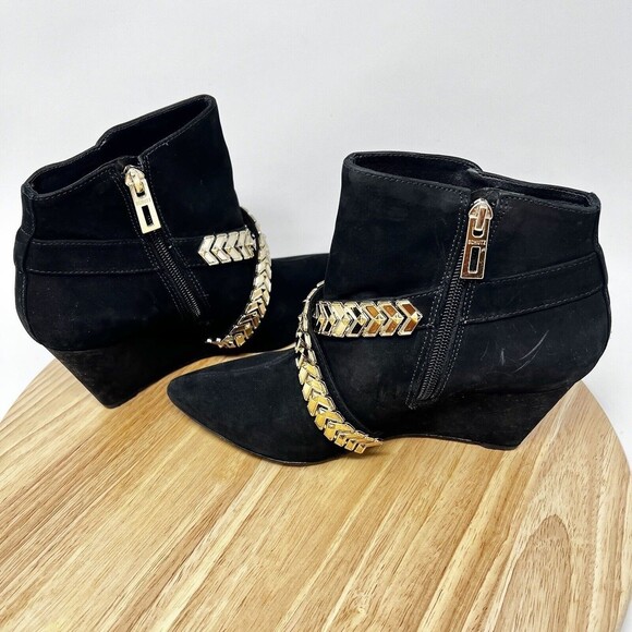 Schutz Back Suede Pointed Toe Wedges With God Chains Women’s 7 - Picture 6 of 10